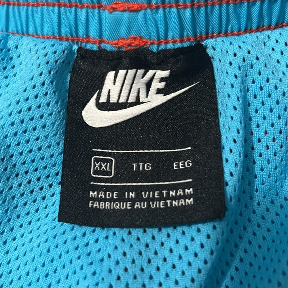 Nike Shorts Size XXL - Picture 4 of 9